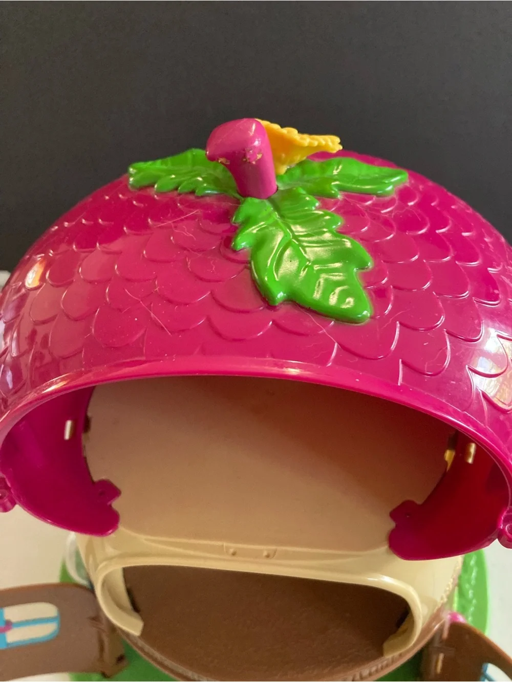 Woodzeez Acorn Treehouse Mushroom Playhouse Adventure Toy Li- Pink & Yellow